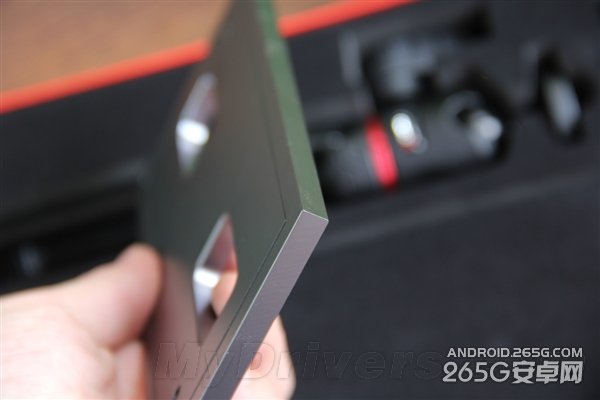 nubia Z9邀请函图赏：好重呀！