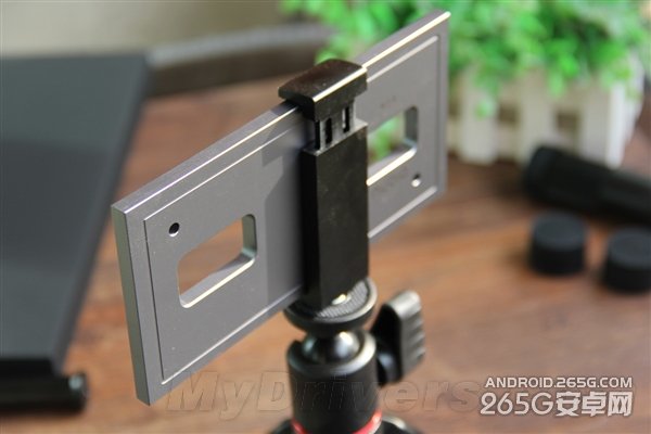 nubia Z9邀请函图赏：好重呀！