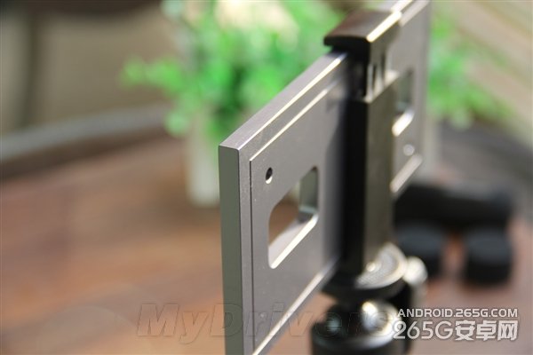 nubia Z9邀请函图赏：好重呀！