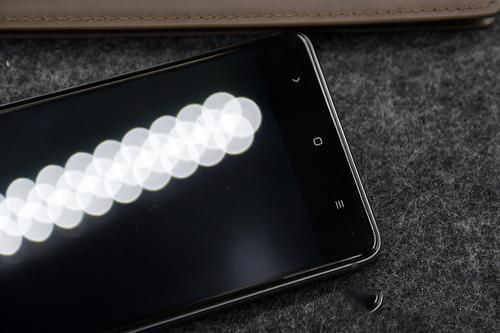 红米4外观评测 金属机身