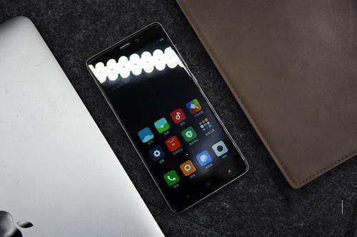 红米4外观评测 金属机身