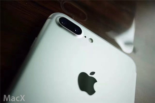iPhone7与iphone7 Plus真机开箱图集了