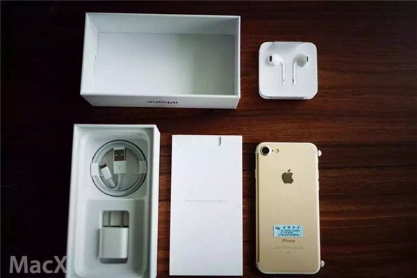 iPhone7与iphone7 Plus真机开箱图集了