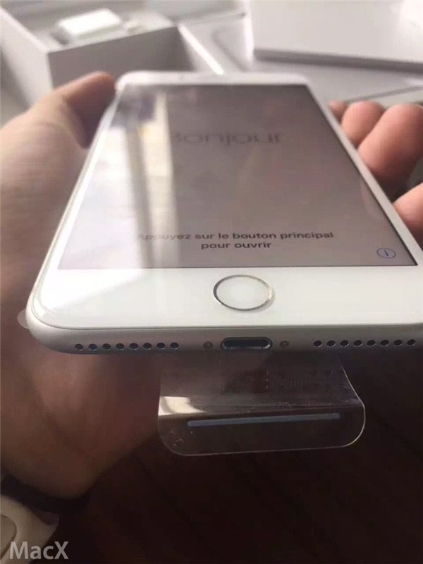 国内首发开箱 iPhone7/Plus国行版开箱图集
