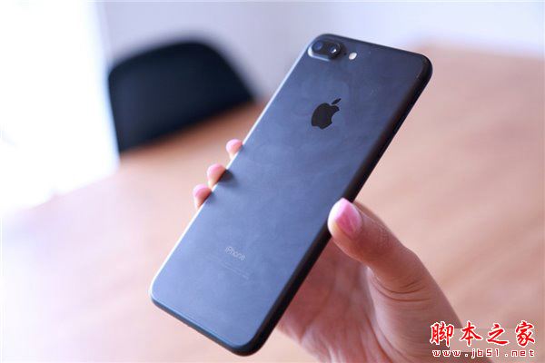 iPhone7和7Plus哪个性价比高？iPhone7和7Plus哪个更值得买