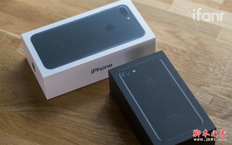 iPhone 7/7 Plus详细评测：买不买看完就知道