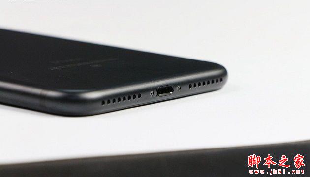 iPhone7 Plus黑色还是亮黑好看？黑色与亮黑色对比图赏