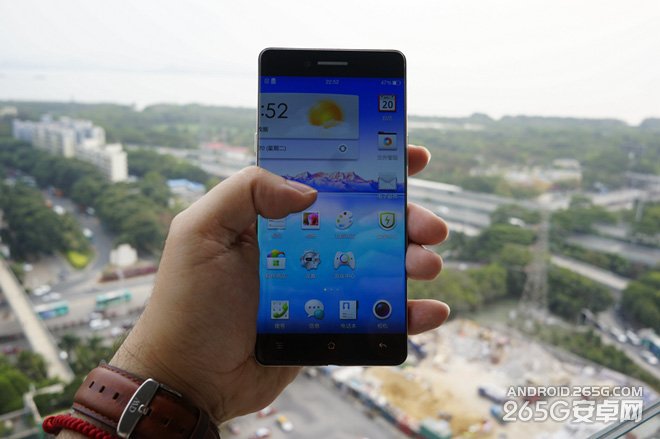 OPPO无边框手机再曝高清图 
