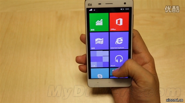 小米4运行Win10的全貌：系统看哭了