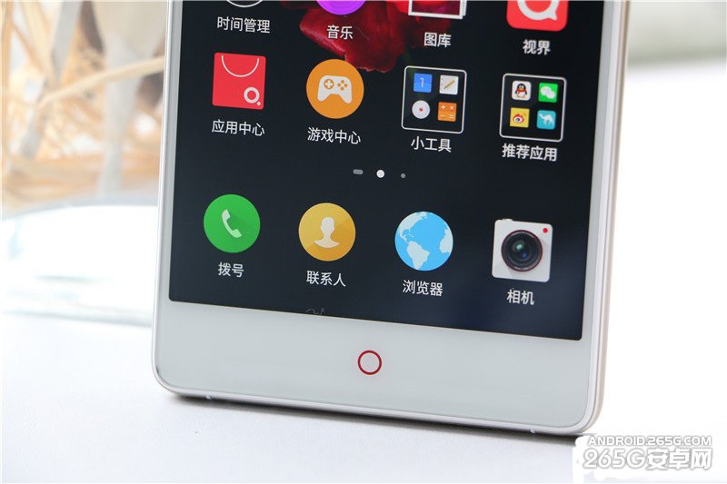 努比亚Z9 Max和Z9 mini对比图