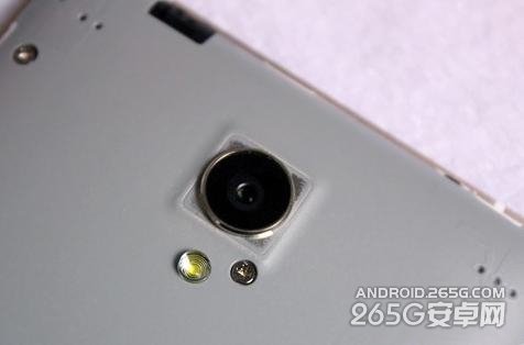 “泡芙小姐”手机再露面：粉嫩外表骁龙心