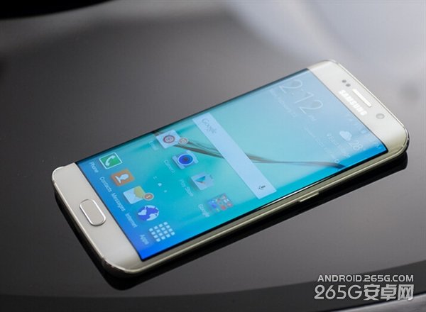 S6 edge遭美女反复怒摔：结果很意外