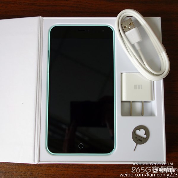 魅蓝Note粉蓝版真机开箱图赏