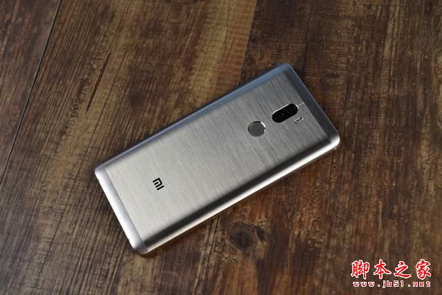 魅族PRO6 Plus和小米5S plus买哪个好？魅族PRO6 Plus和小米5S plus区别对比详细评测