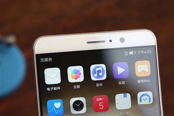华为Mate9陶瓷白版好看吗？华为Mate9陶瓷白真机开箱图片