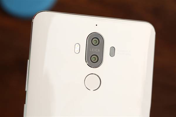 华为Mate9陶瓷白版好看吗？华为Mate9陶瓷白真机开箱图片