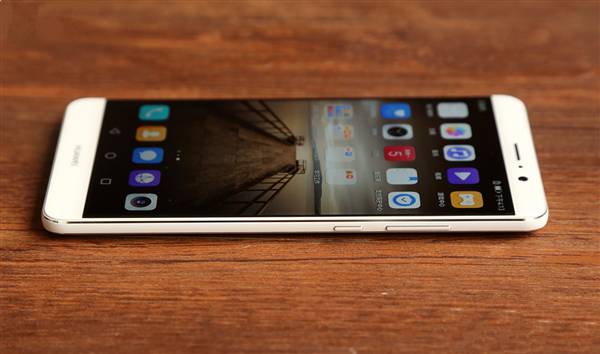 华为Mate9陶瓷白版好看吗？华为Mate9陶瓷白真机开箱图片