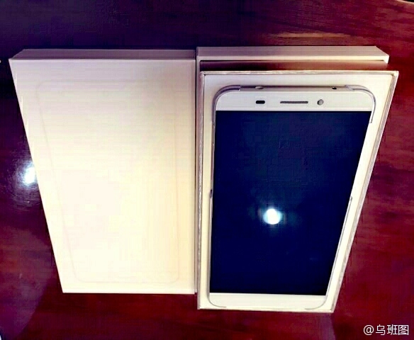 乐视手机首度开箱！我的天呐