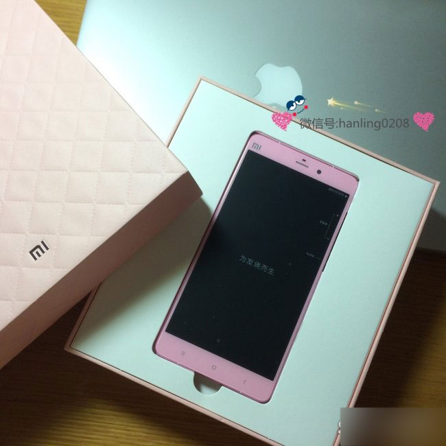 小米Note女神版网友开箱 确实很适合妹纸使用