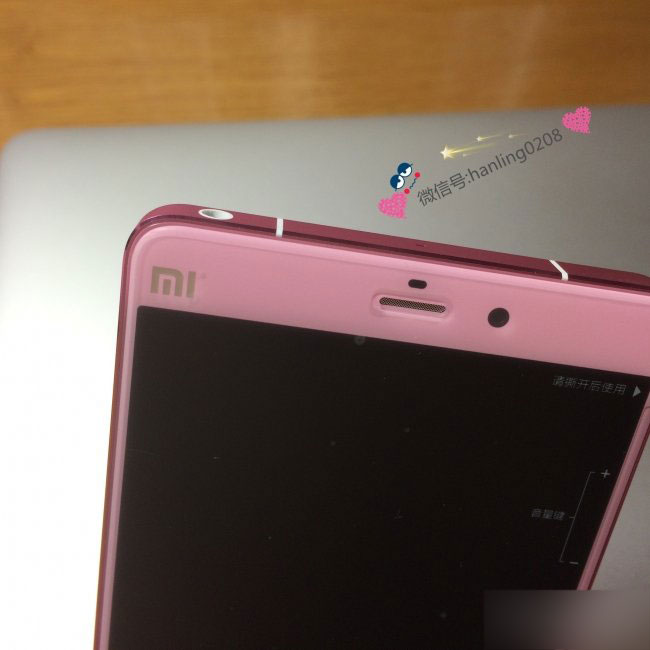 小米Note女神版网友开箱 确实很适合妹纸使用