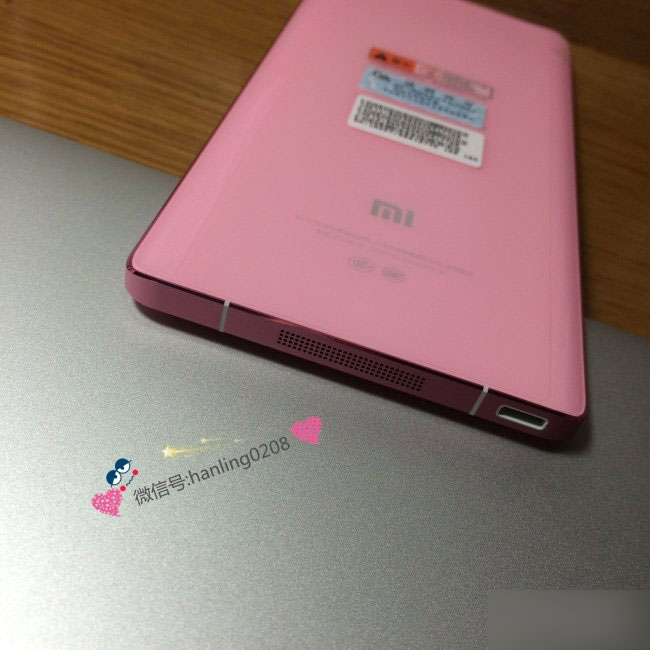 小米Note女神版网友开箱 确实很适合妹纸使用