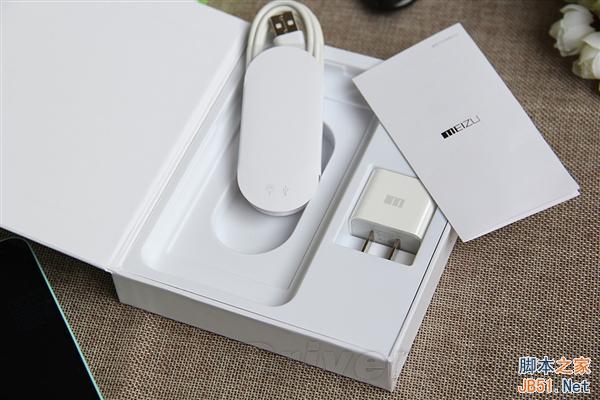 浅蓝色儿&绿色儿 多彩魅蓝手机图赏