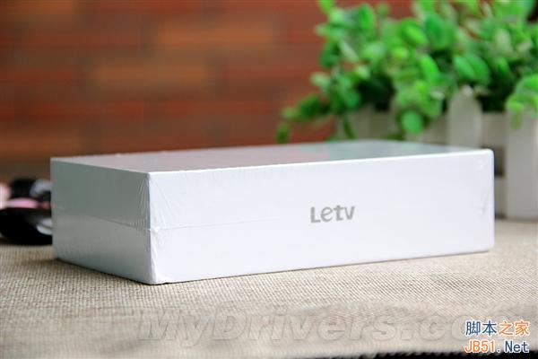 iPhone都哭了 5.5寸乐视手机1开箱图赏