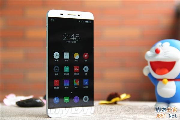 iPhone都哭了 5.5寸乐视手机1开箱图赏