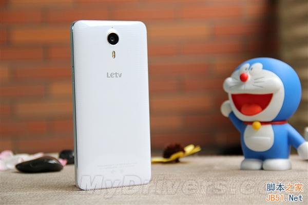 iPhone都哭了 5.5寸乐视手机1开箱图赏