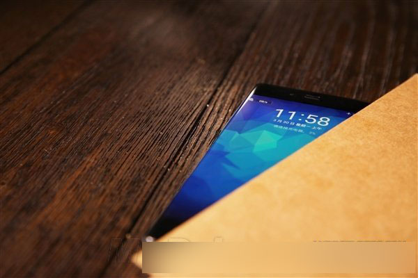 独家！nubia无边框旗舰Z9更多细节：怒赞