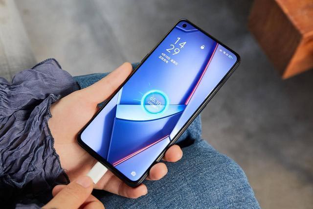 OPPO Ace2续航体验,65W+40W组合拳,差异化才是5G时代突围关键