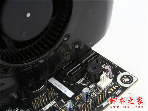 不合理的SATA接口部分 不合理的SATA接口部分
