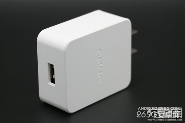 OPPO新一代闪充曝光：9V/2A亮瞎眼