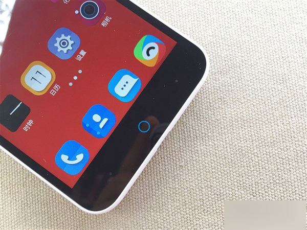 背部亮了:中兴小鲜2手机图赏