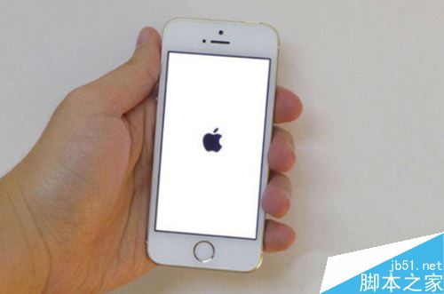 iPhone开不了机怎么办？苹果手机无法开机的解决方法