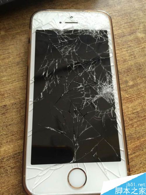 手机外屏怎么换？自己动手更换苹果手机外屏方法