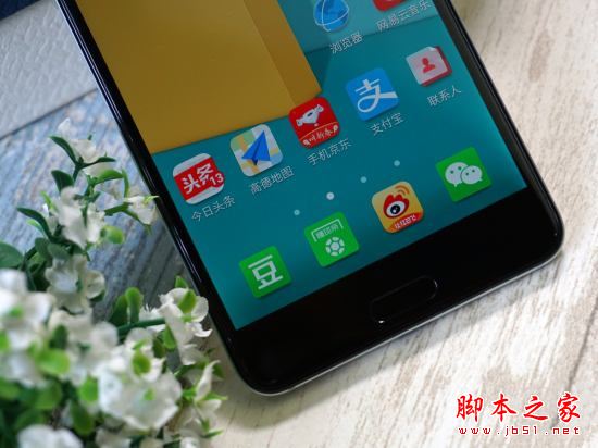 HTC U Ultra值得买吗？HTC U Ultra手机全面深度评测图解