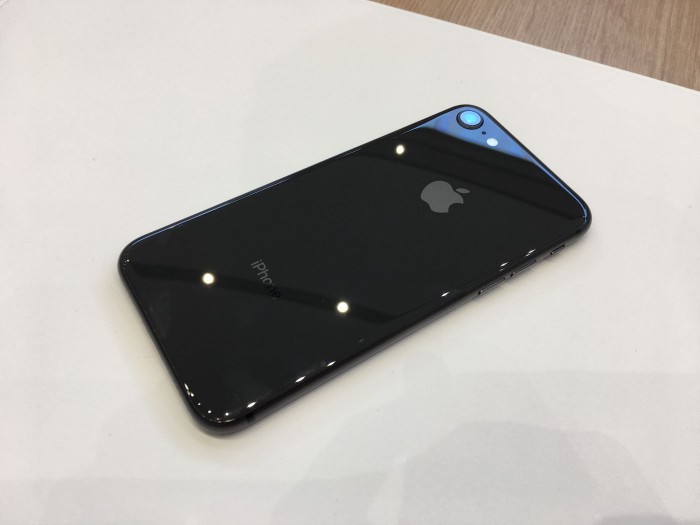 iPhone8/8 Plus好看吗？苹果iPhone8/8 Plus真机上手图赏