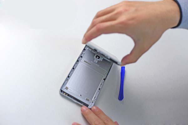 魅蓝5s做工怎么样 魅蓝5s拆机图解评测