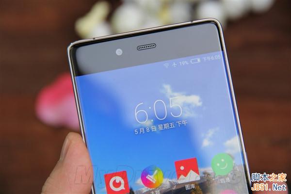 惊艳到爆表！无边框nubia Z9开箱图赏