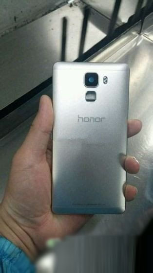 2K屏幕麒麟930 荣耀7Plus真机图遭泄露 