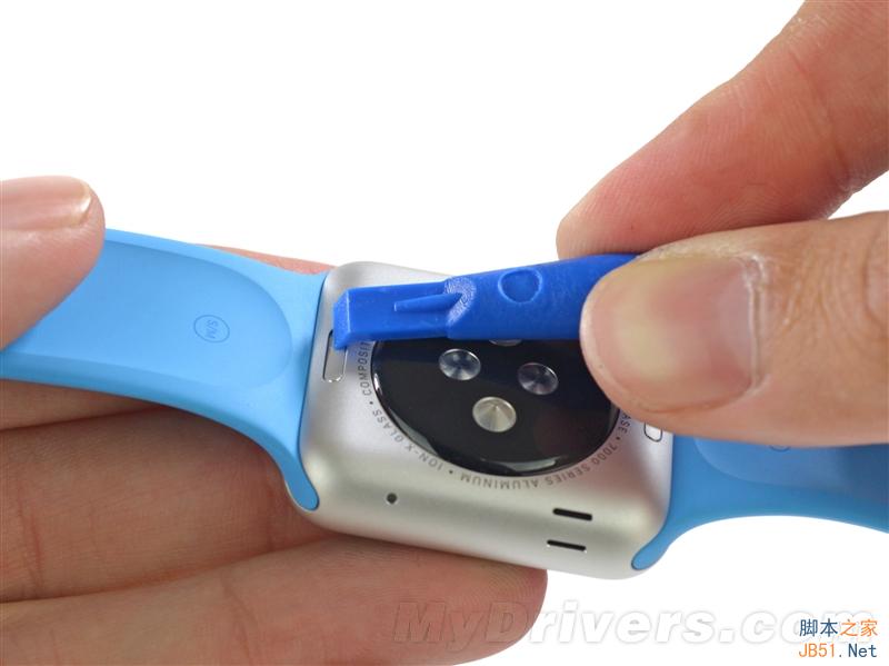 Apple Watch详尽拆解:电池太失望了!