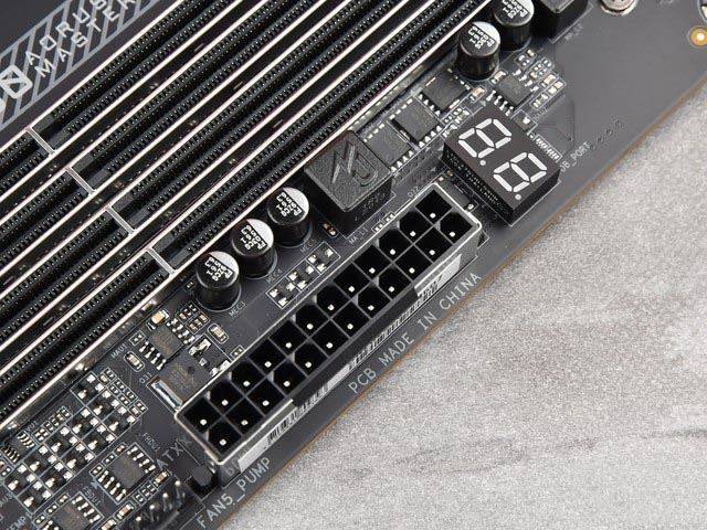 技嘉B550评测