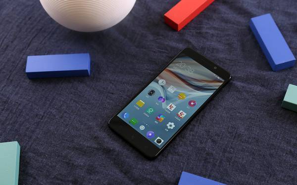 乐pro3双摄AI版全面深度评测图解: 乐视pro3双摄AI版对比乐pro3有什么区别？