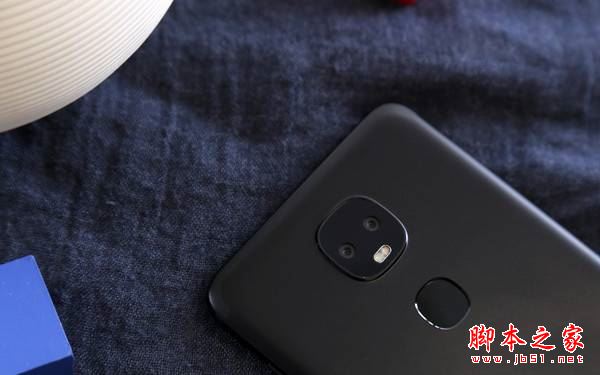 乐pro3双摄AI版全面深度评测图解: 乐视pro3双摄AI版对比乐pro3有什么区别？