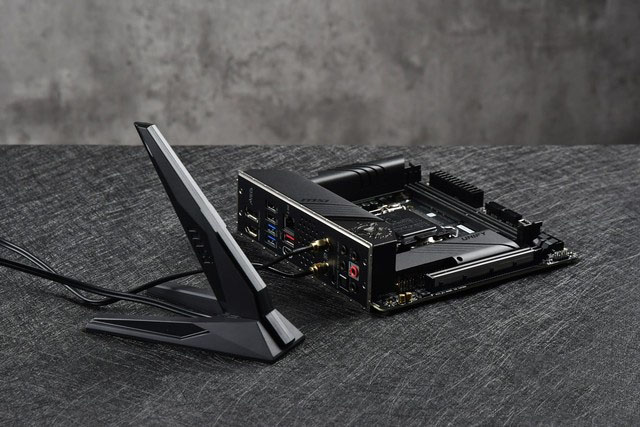 微星MEG Z490I UNIFY评测