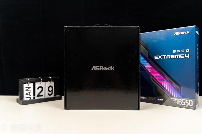 一块性价比超高的B550主板、华擎(ASRock)B550 Extreme4极限玩家主板 评测