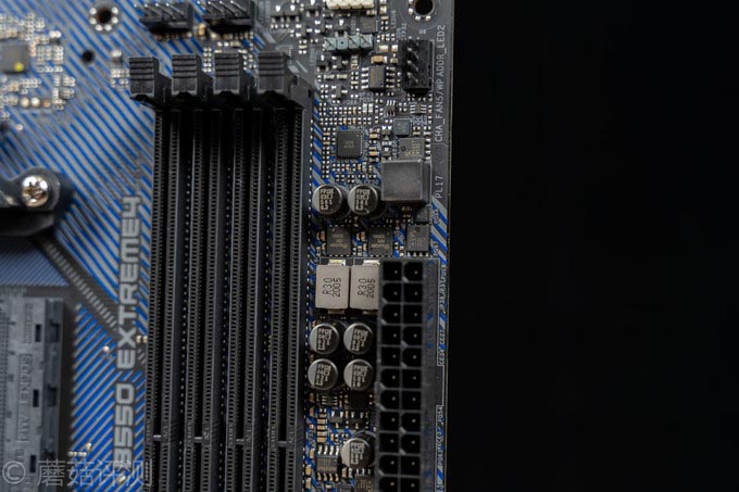 一块性价比超高的B550主板、华擎(ASRock)B550 Extreme4极限玩家主板 评测