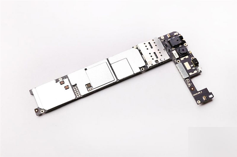 无边框到底如何？nubia Z9真机大拆解