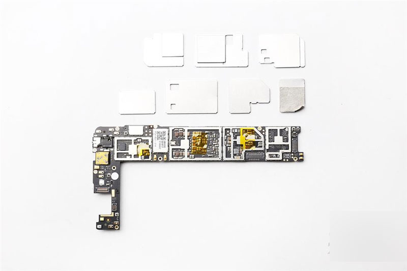 无边框到底如何？nubia Z9真机大拆解